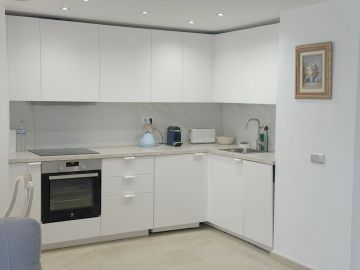 https://cdn.resales-online.com/public/vj79r8sgv9/properties/b628c37a88ae11f086ca02a3ded47a2d/w1200/9-467d0cee5b725f3ef65f102a0c2e69c0.jpg?v=1756899553