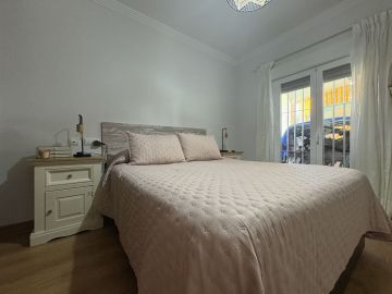 https://cdn.resales-online.com/public/dd5udt3bzb25mdc8/properties/8ce6d862898211f086ca02a3ded47a2d/w1200/11-20939a0134ad724a8cb2a801094d15a4.jpg?v=1756991388
