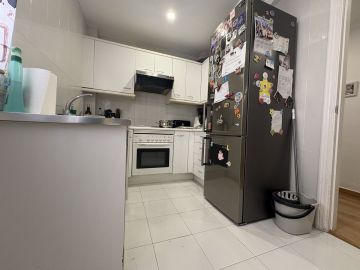 https://cdn.resales-online.com/public/dd5udt3bzb25mdc8/properties/8ce6d862898211f086ca02a3ded47a2d/w1200/7-aa4cc561180b369757c0bb4af9886cd3.jpg?v=1756991388