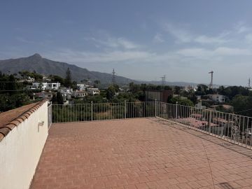 https://cdn.resales-online.com/public/ljzevzw57hvw4a7r/properties/5993e40b88e011f086ca02a3ded47a2d/w1200/1-7980e48d732b6fc85c14b43b94d2aa54.jpg?v=1756920600