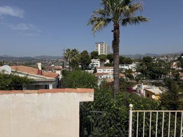 https://cdn.resales-online.com/public/ljzevzw57hvw4a7r/properties/5993e40b88e011f086ca02a3ded47a2d/w1200/3-e898b2bb2a2fdfd06d2c39894dce8316.jpg?v=1756920600