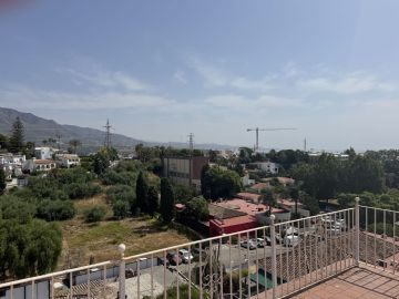 https://cdn.resales-online.com/public/ljzevzw57hvw4a7r/properties/5993e40b88e011f086ca02a3ded47a2d/w1200/4-c23c0f86247804fa50226aecd8b0b2c8.jpg?v=1756920600
