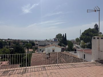 https://cdn.resales-online.com/public/ljzevzw57hvw4a7r/properties/5993e40b88e011f086ca02a3ded47a2d/w1200/5-3595ad71cbd87be6c3643a4285ef4791.jpg?v=1756920600