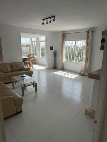 https://cdn.resales-online.com/public/ljzevzw57hvw4a7r/properties/5993e40b88e011f086ca02a3ded47a2d/w1200/8-e64a9055bba3e77ac8aca3b893cdf826.jpg?v=1756920600
