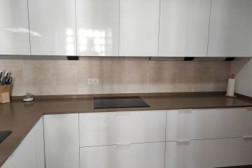 https://cdn.resales-online.com/public/7jbti67jd9/properties/39efc19388e411f086ca02a3ded47a2d/w1200/6-241328e1bcc9c0d8ce1222beb6c967a8.jpg?v=1757436328