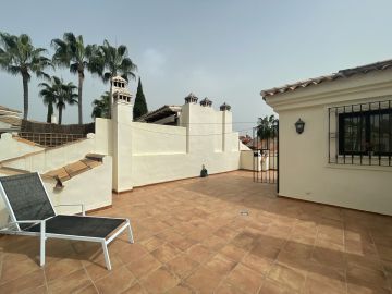 https://cdn.resales-online.com/public/0028658skg/properties/124a6a8688cf11f086ca02a3ded47a2d/w1200/13-5fd73dea700db77384c091ca9818b1a9.jpg?v=1756913805