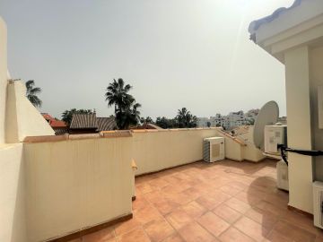 https://cdn.resales-online.com/public/0028658skg/properties/124a6a8688cf11f086ca02a3ded47a2d/w1200/16-ec67b526875bf0124b6ce4328a754439.jpg?v=1756913805