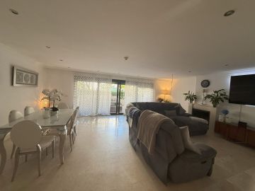 https://cdn.resales-online.com/public/0028658skg/properties/124a6a8688cf11f086ca02a3ded47a2d/w1200/4-c23c0f86247804fa50226aecd8b0b2c8.jpg?v=1756913805