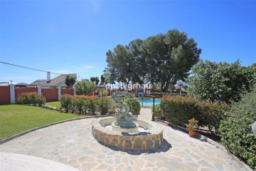 https://cdn.resales-online.com/public/up35jgrhau/properties/07b91f5a8ff511f086ca02a3ded47a2d/w1200/16-ec67b526875bf0124b6ce4328a754439.jpg?v=1757699563